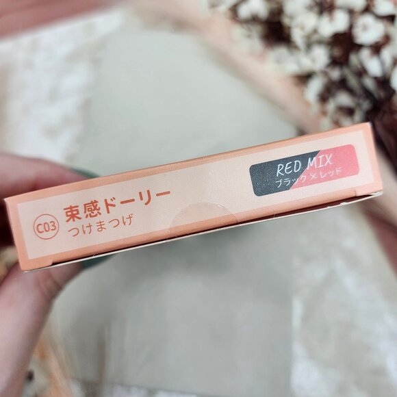 Color Wink Red Mix False Eyelashes [Japanese Edition] [NWOT] - Picture 6 of 6